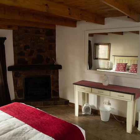 Critchley Hackle - Managers Cottage Dullstroom Esterno foto